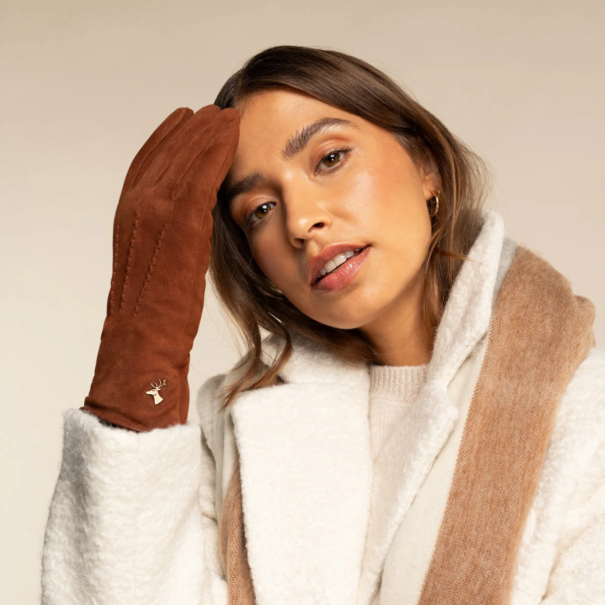 Elizabeth (brown) - Suede leather gloves with warm faux fur lining - Image 11