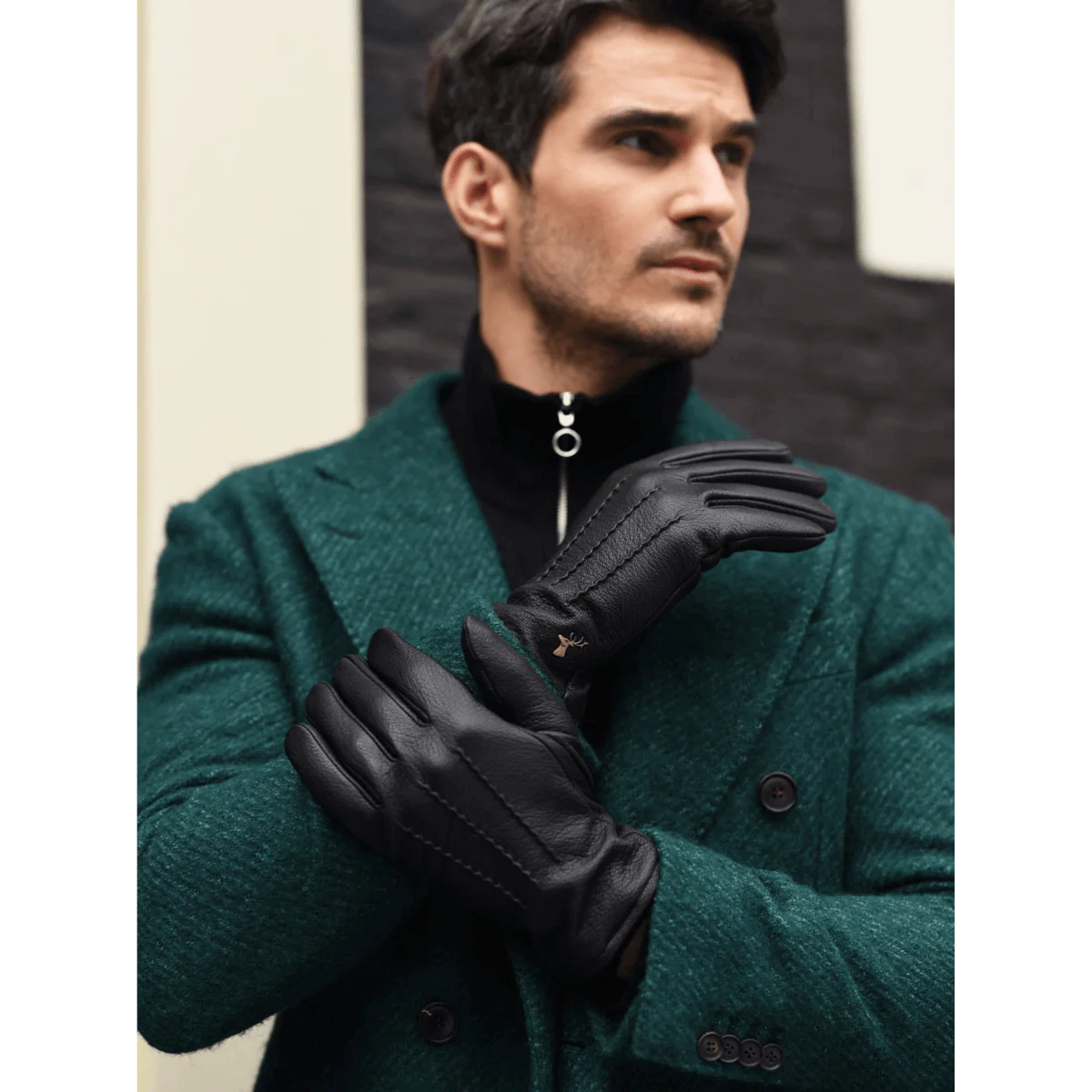 Harvey (black) - Goatskin leather gloves with luxurious wool lining & touchscreen feature - Image 8