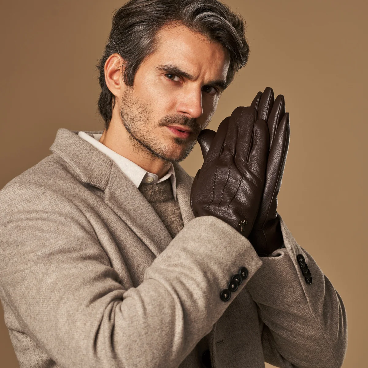 Hunter (brown) – Goatskin gloves with lambswool lining & touchscreen feature - Image 7
