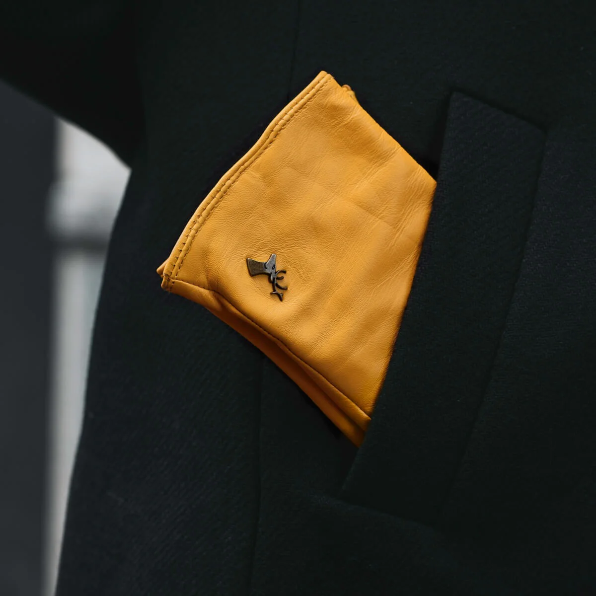 Ivy (yellow) - Sheepskin leather gloves with wool/cashmere lining & touchscreen feature - Image 9