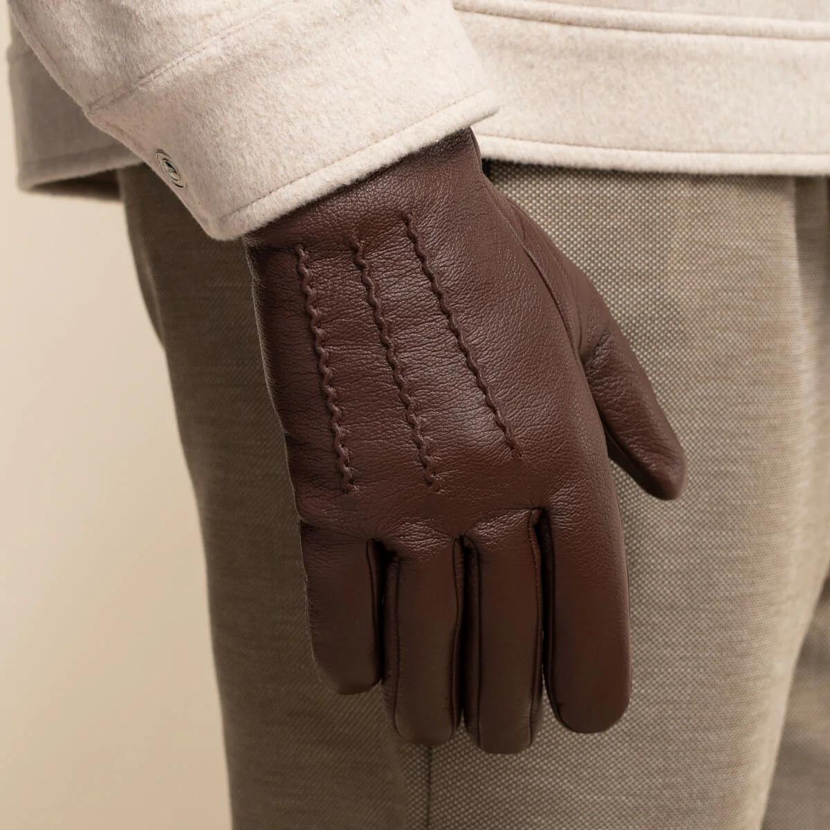 Jaxon (brown) - Goatskin leather gloves with luxurious faux fur lining & touchscreen feature - Image 8