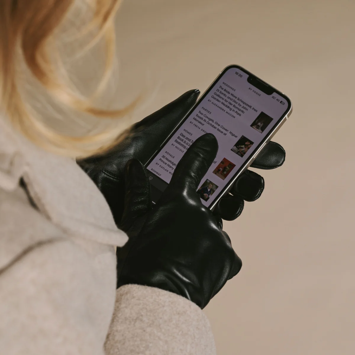 Rosemary (black) - Extra long gloves from lambskin leather with silk lining and touchscreen feature - Image 4