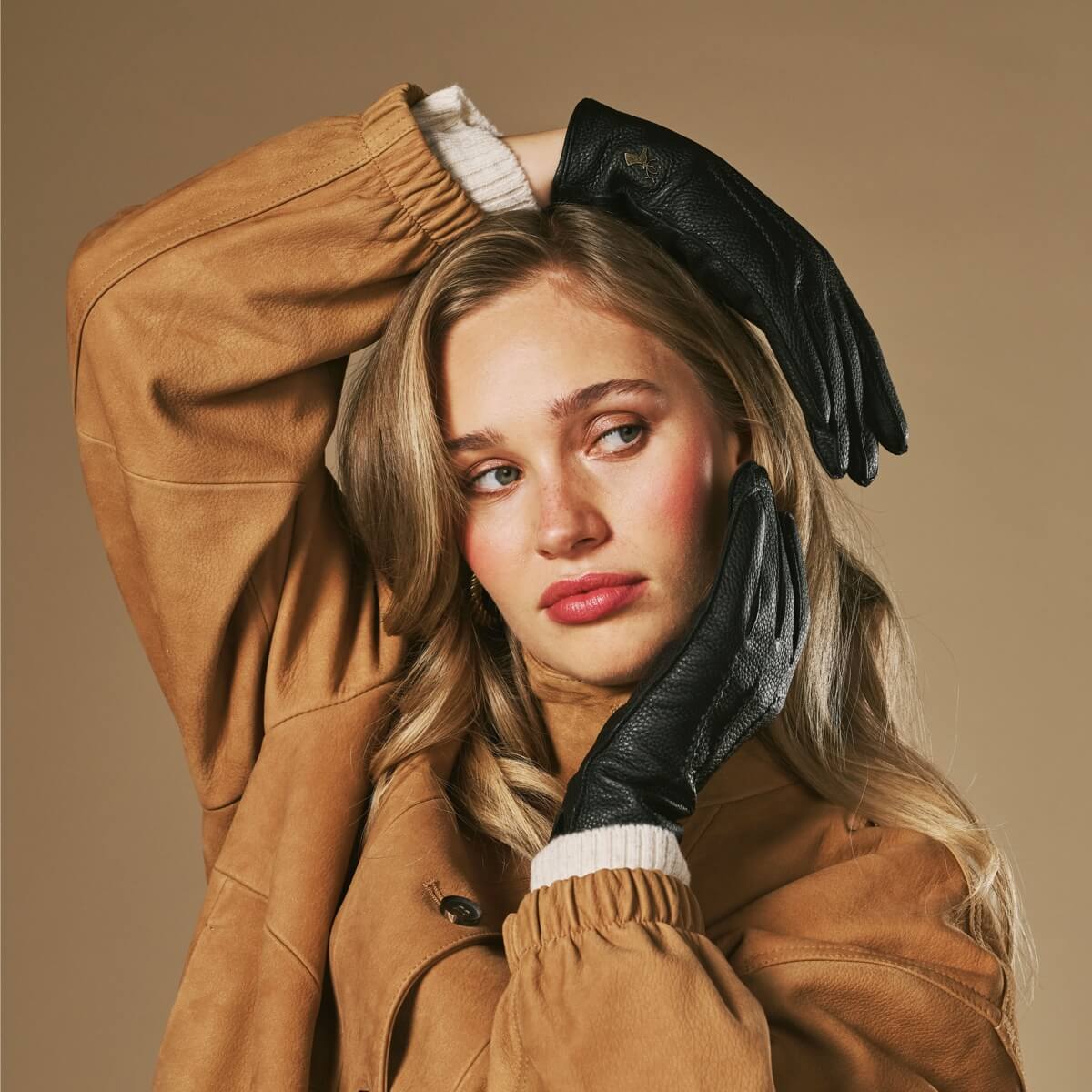 Sienna (black) – Luxurious American deerskin leather gloves with pure cashmere lining - Image 8