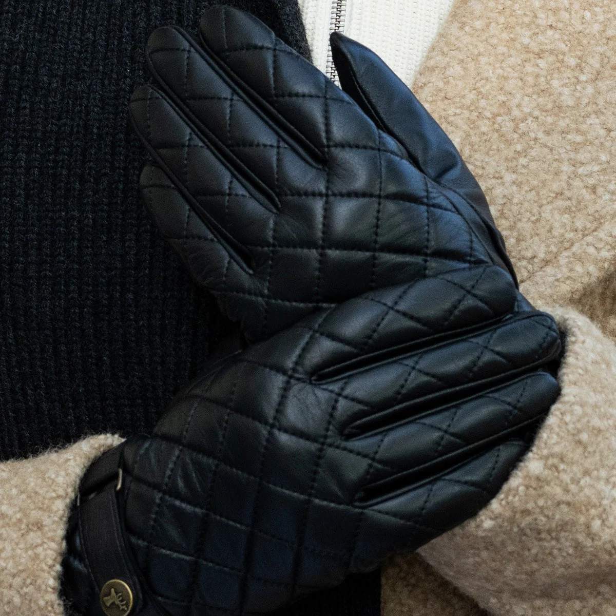 Smith (black) - Sheepskin leather gloves with snaps & touchscreen feature - Image 10