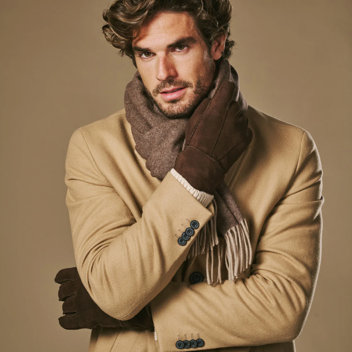 Taylor (brown) - Men's patchwork sheepskin gloves with warm sheep fur lining - Image 4