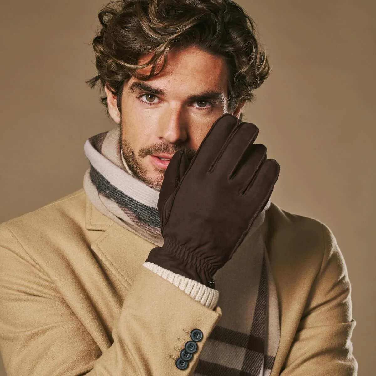 Winston (dark brown) - Men’s nubuck leather gloves with thick primaloft lining and snap button closure - Image 10